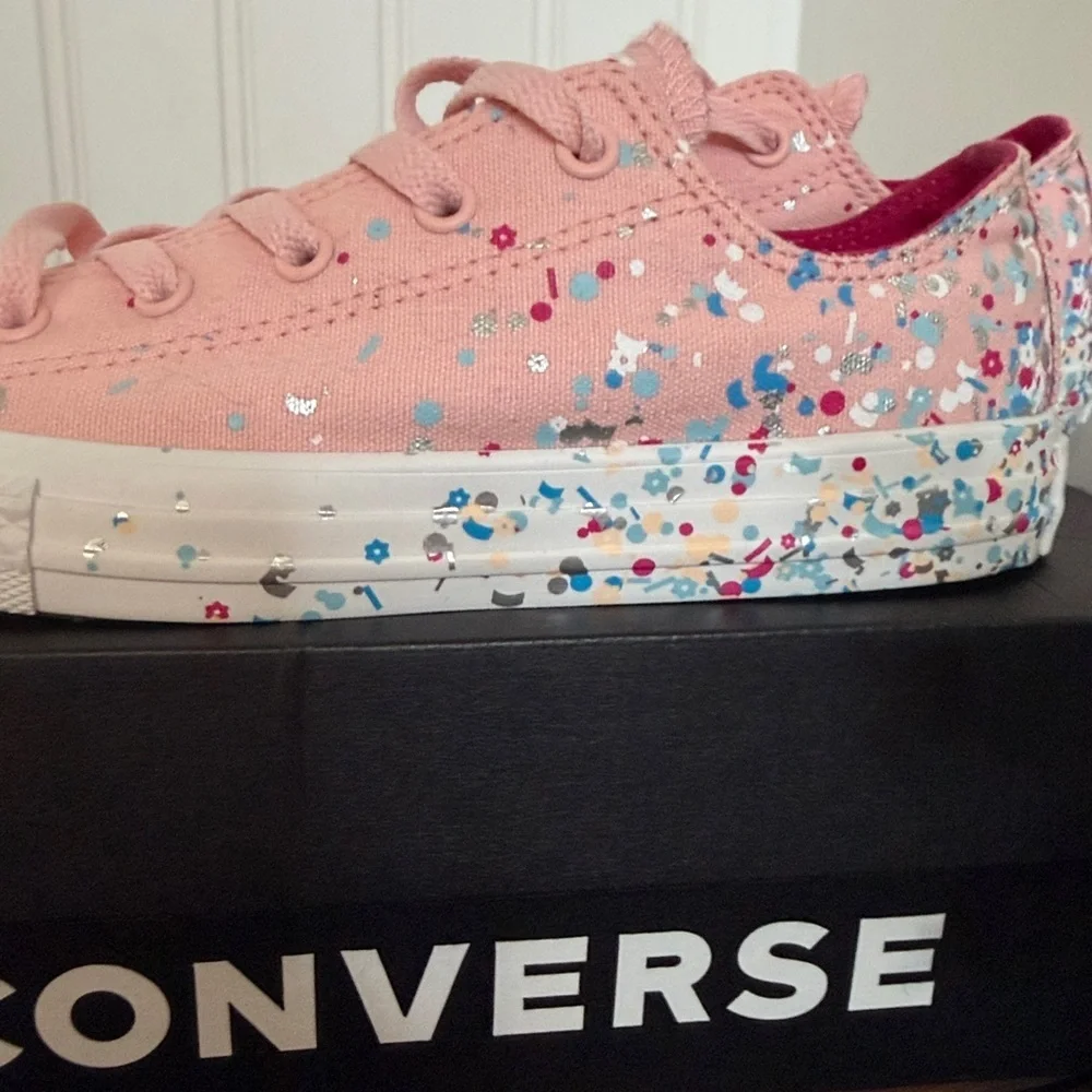 NWT Converse Kids Chuck Taylor All Star Ox Confetti sneakers